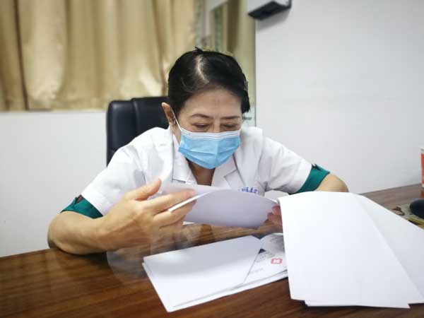11月21日起,原北京302医院肝病主任饶雅琴莅临河南省医药院会诊